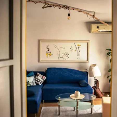 Urban Oaza Apartment *